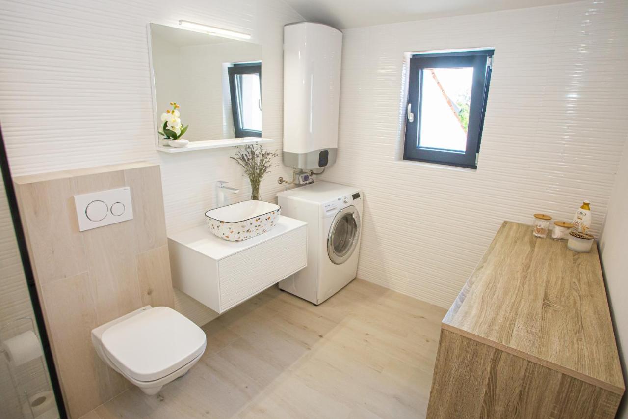 Black & White Apartment Rovinj Zewnętrze zdjęcie